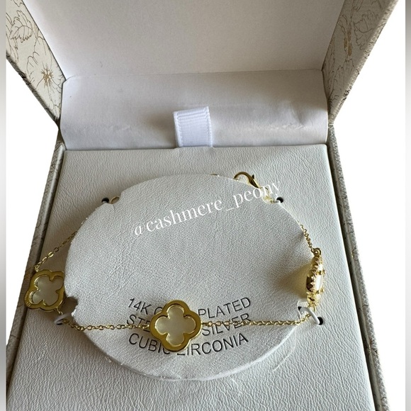 NIB Rachel Zoe Mother Of Pearl Clover 14K Gold Plated Sterling Silver Bracelet - Picture 4 of 4